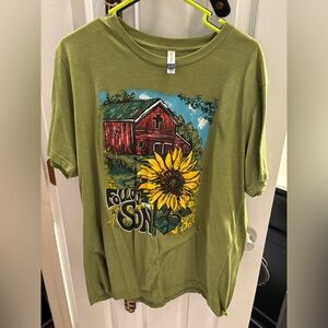 Love in Faith XL graphic tee